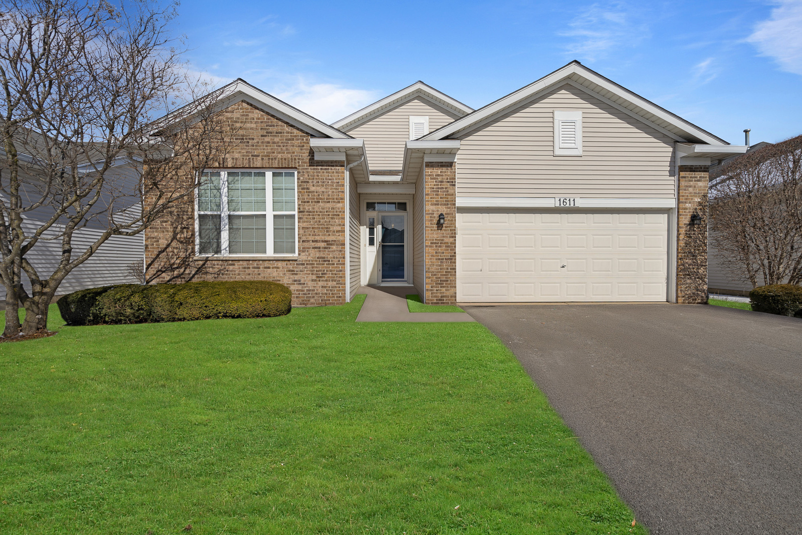 1611 Benzie Circle Property Photo