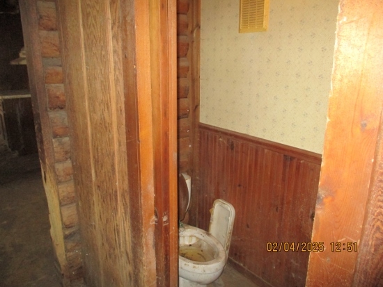 125 N Anderson Road Property Photo 6