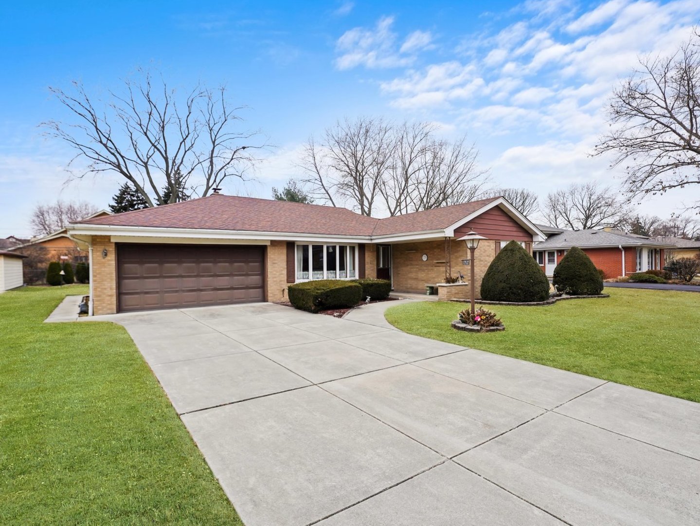 12532 S Moody Avenue Property Photo