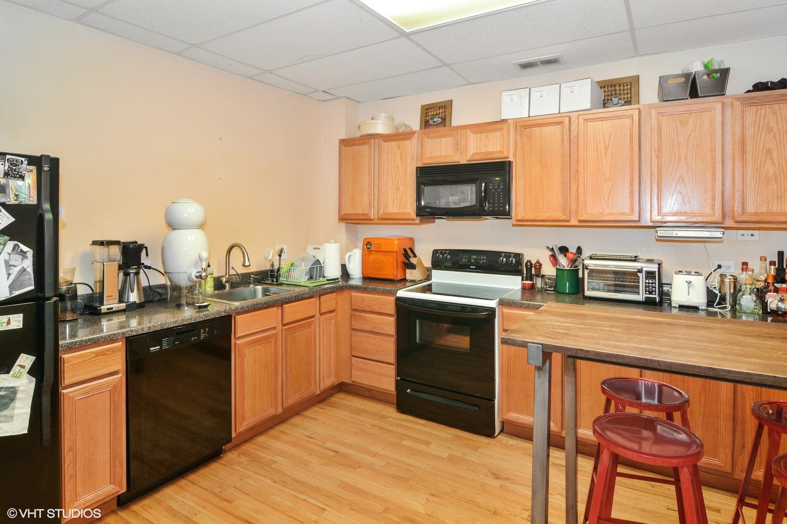 3522 W Armitage Avenue Property Photo 8