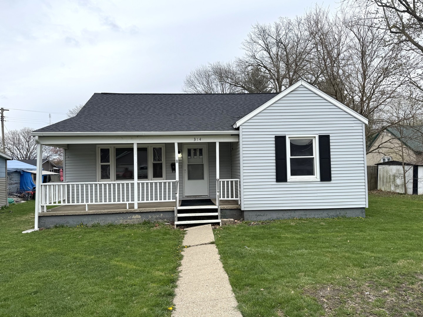 Moultrie County Real Estate Listings Main Image