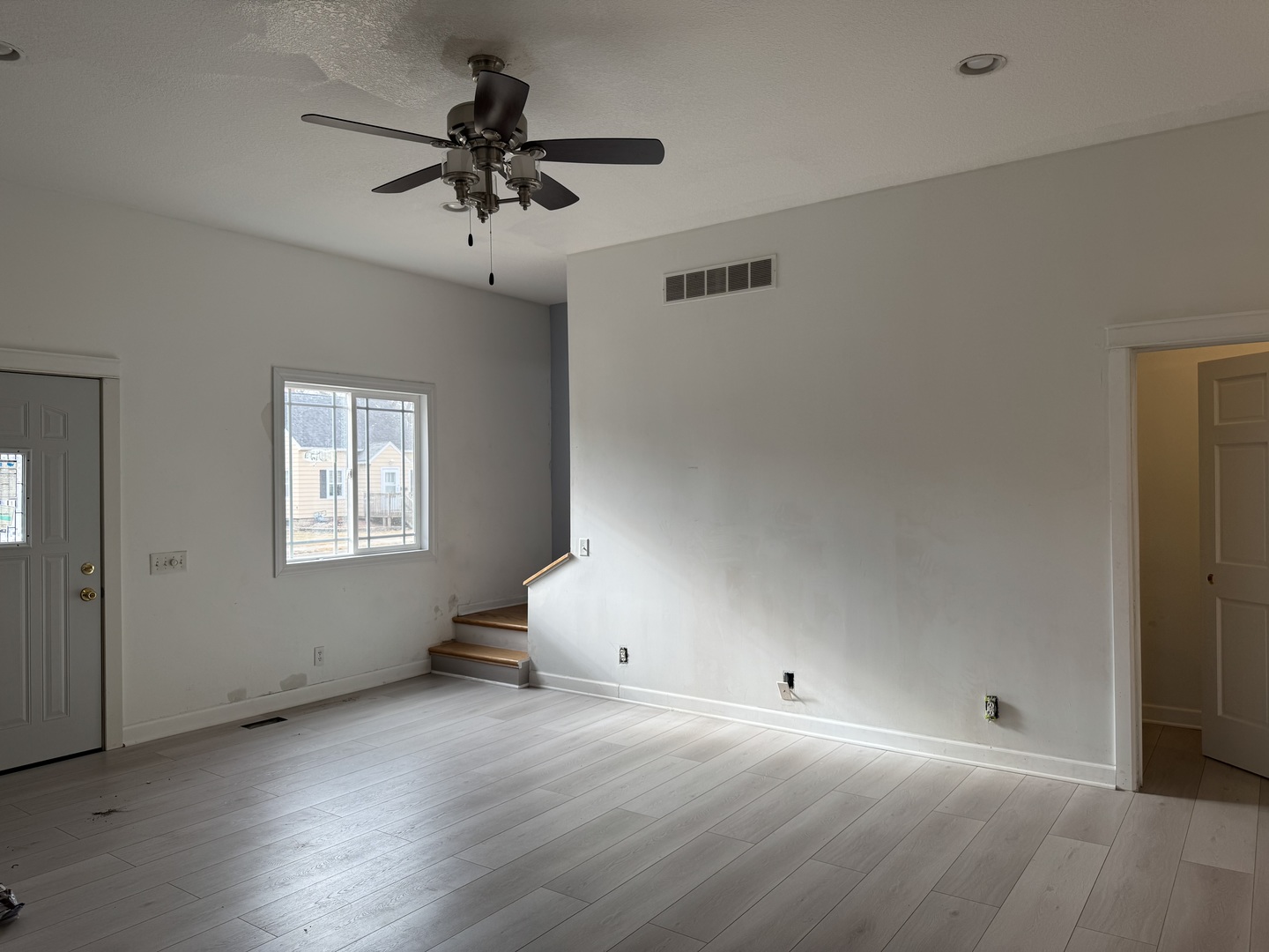 612 15th Avenue Property Photo 4
