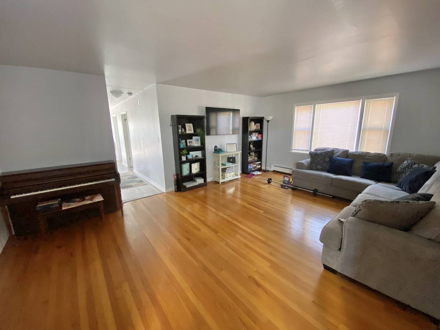 8827 Grand Avenue Property Photo 4