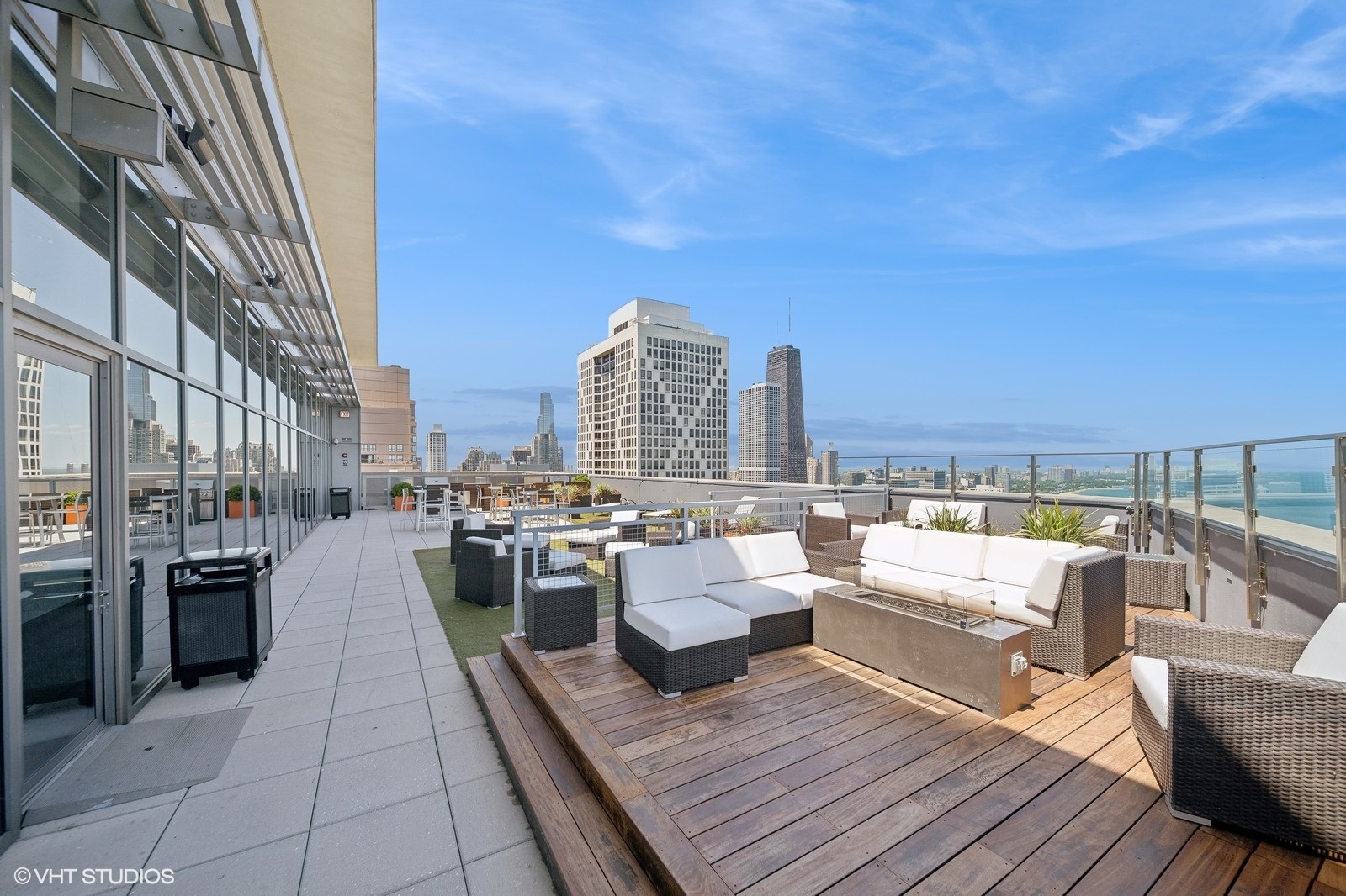 600 N Lake Shore Drive 3705 Property Photo 41