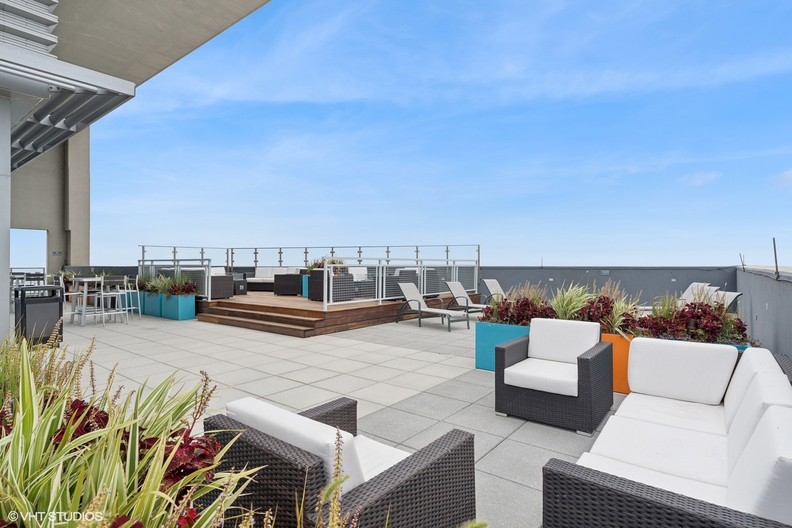 600 N Lake Shore Drive 3705 Property Photo 43