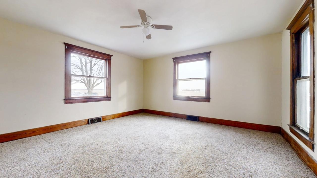 502 E Attica Street Property Photo 16