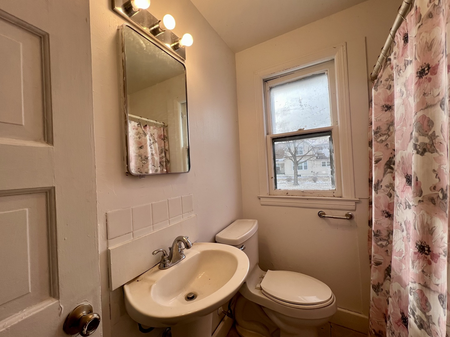 502 E Attica Street Property Photo 29