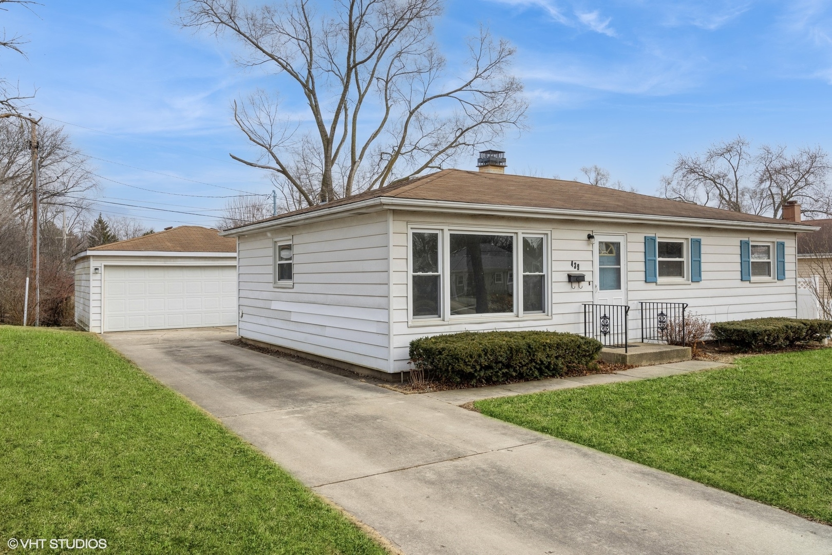 Dimuccis Mundelein Garden Real Estate Listings Main Image