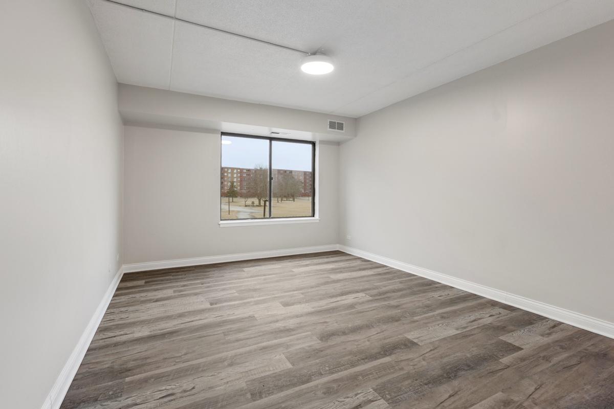 500 Park Avenue 236 Property Photo 16