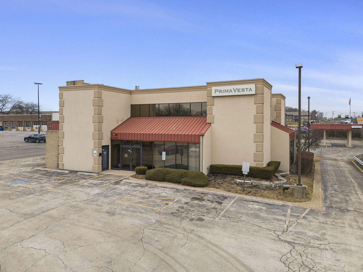 10s660 Kingery Highway Property Photo
