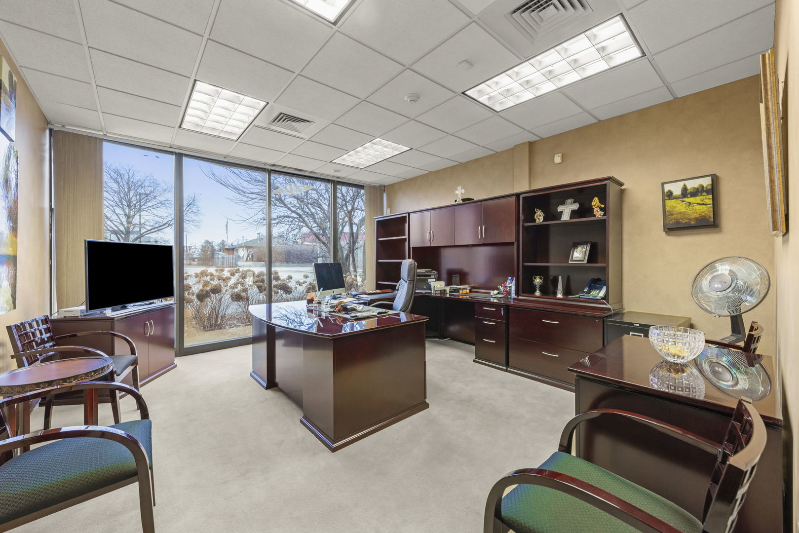 10s660 Kingery Highway Property Photo 14