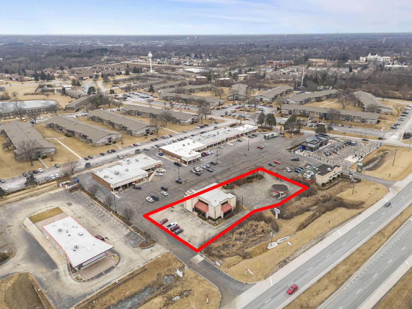 10s660 Kingery Highway Property Photo 31