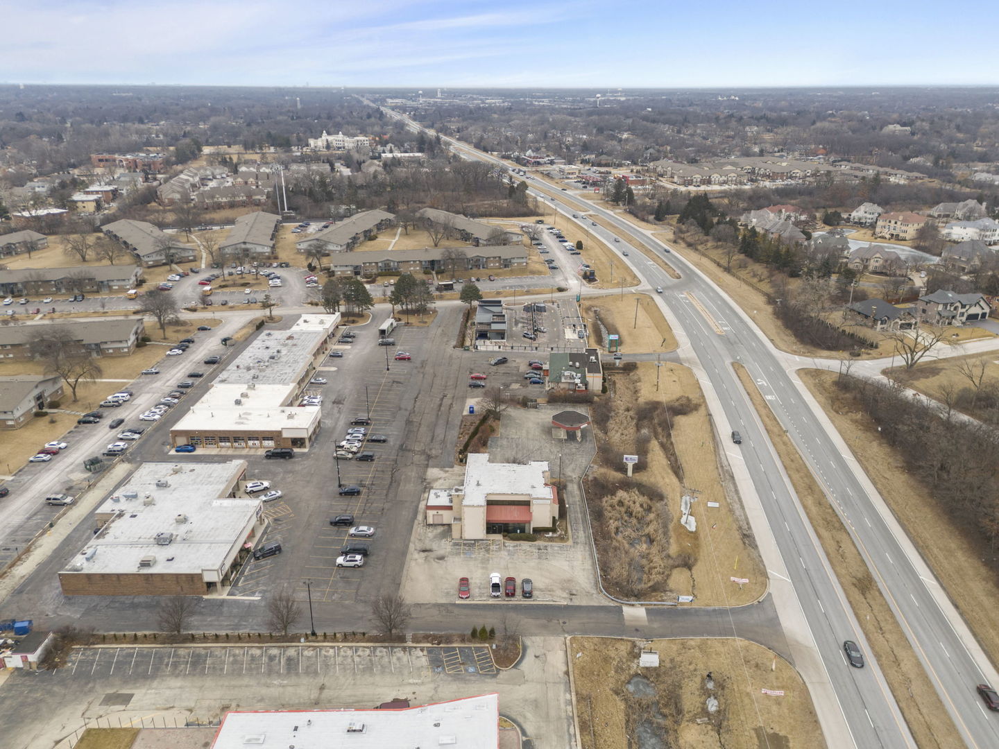 10s660 Kingery Highway Property Photo 39