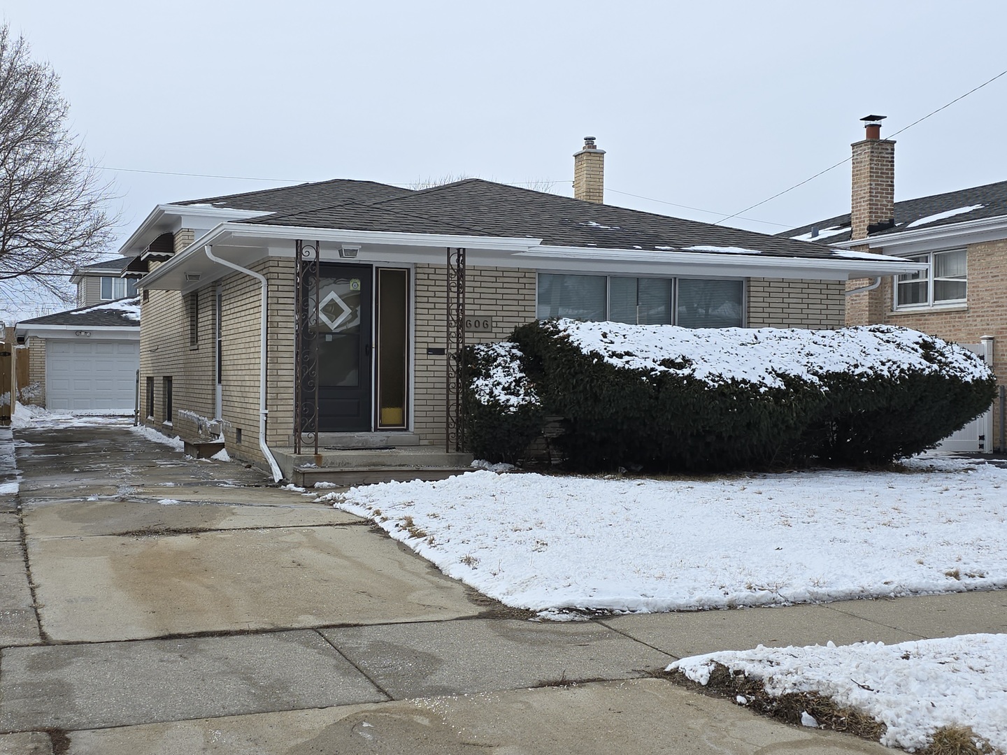 606 Buffalo Avenue Property Photo