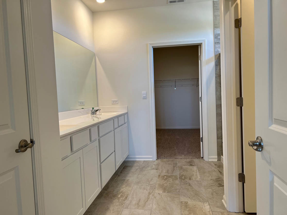 1021 Eineke Boulevard Property Photo 14