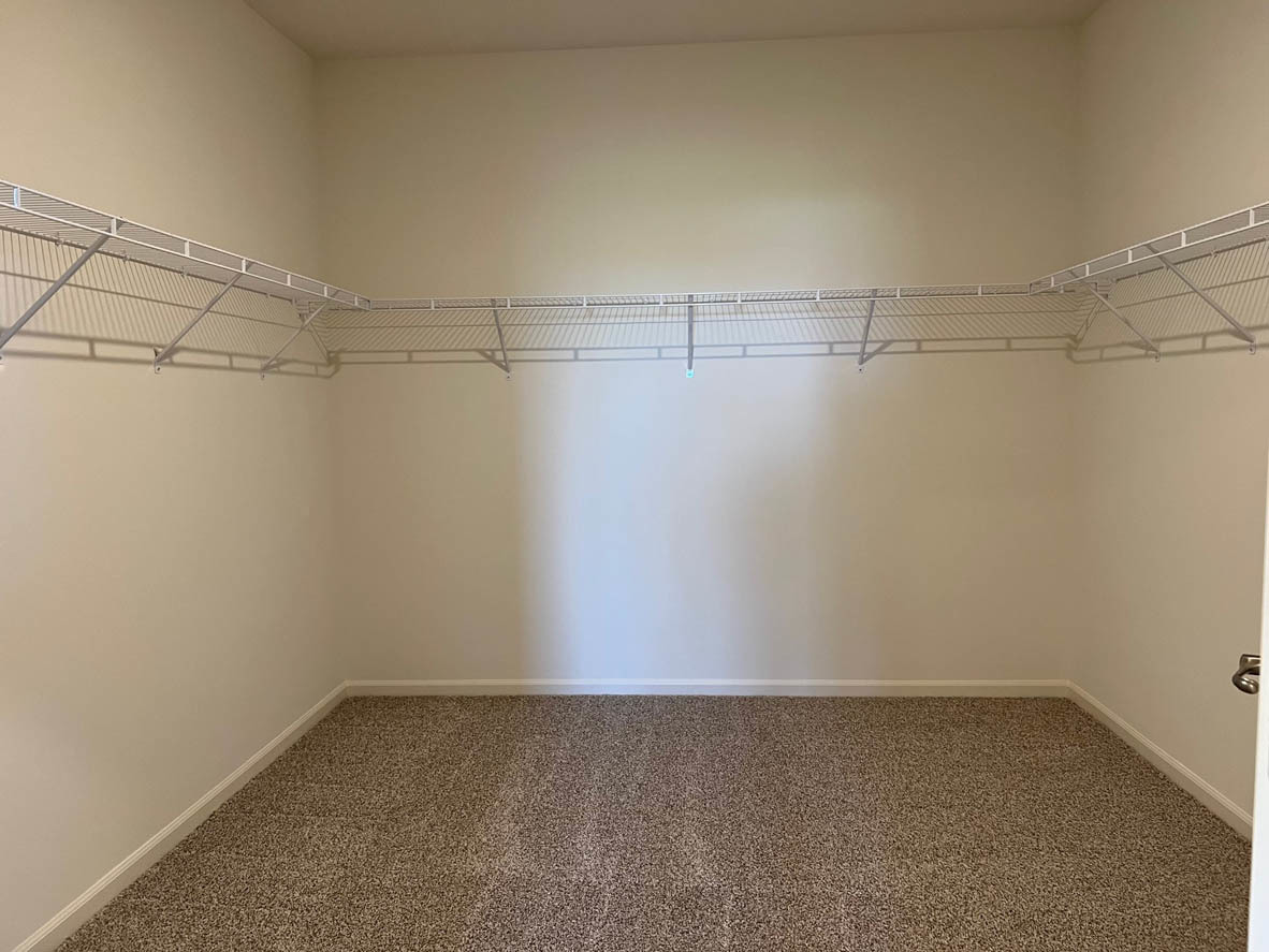 1021 Eineke Boulevard Property Photo 17