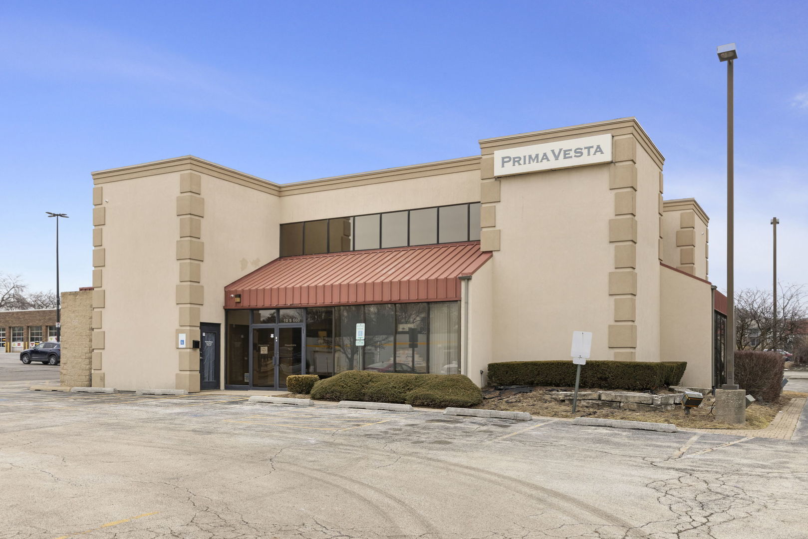 10s660 Kingery Highway Property Photo
