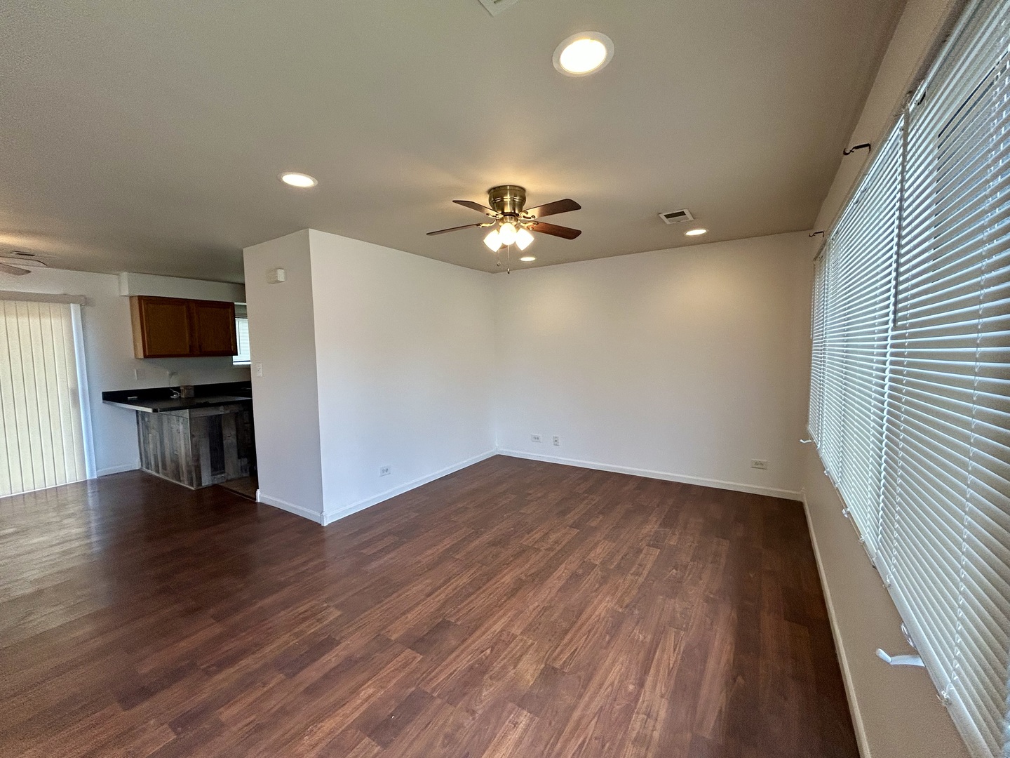 16613 Wedgewood Avenue Property Photo 4