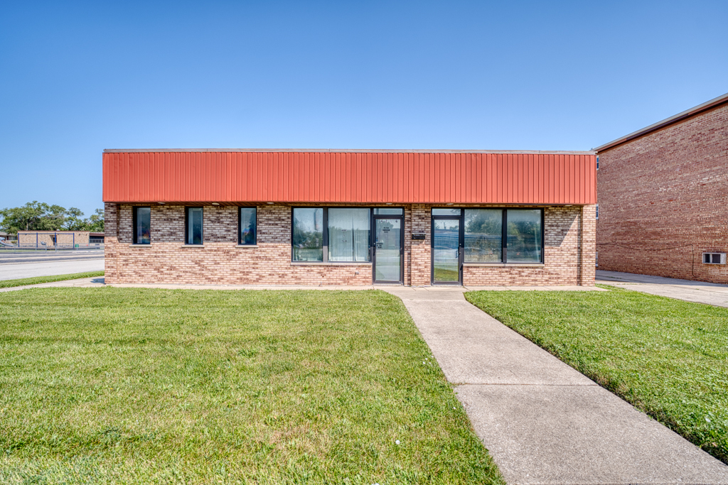 6216 W 79th Street Property Photo