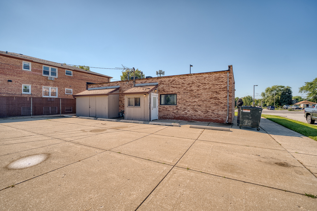 6216 W 79th Street Property Photo 22