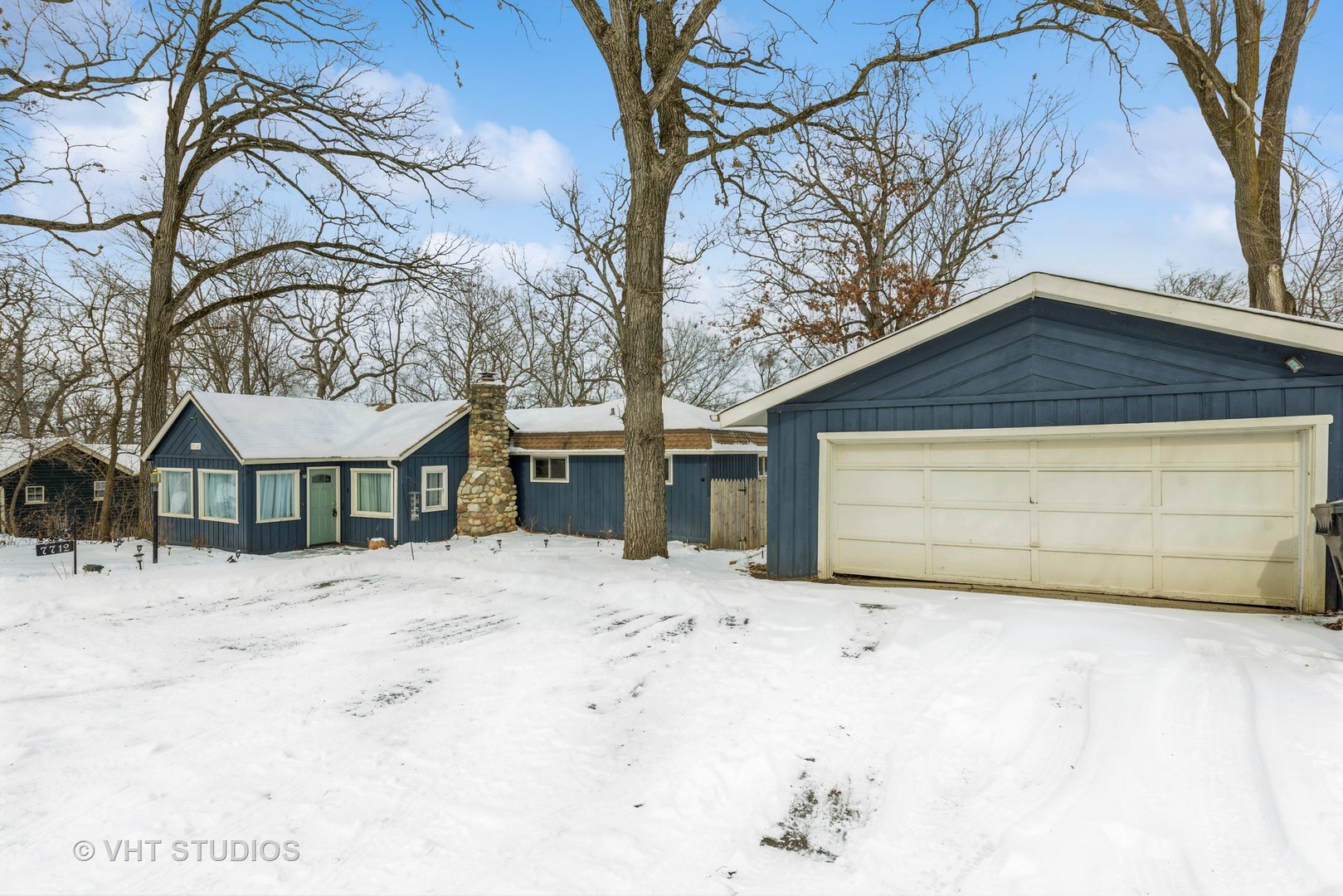 7712 Cedar Road Property Photo 2