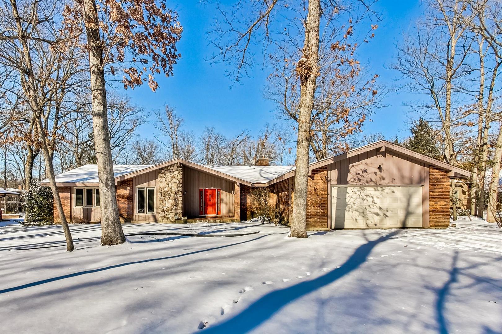 6 Bristol Court Property Photo