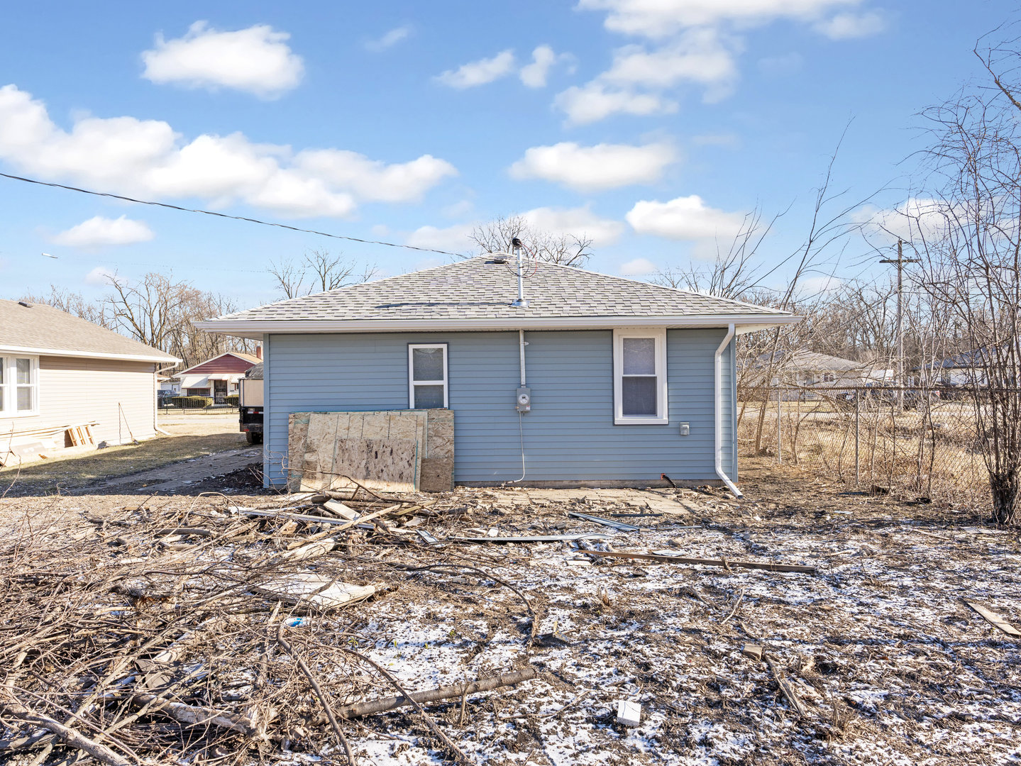 14212 Marshfield Avenue Property Photo 3