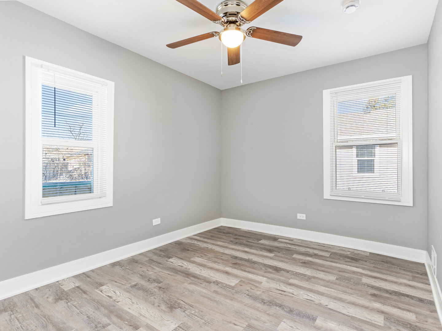 14212 Marshfield Avenue Property Photo 12