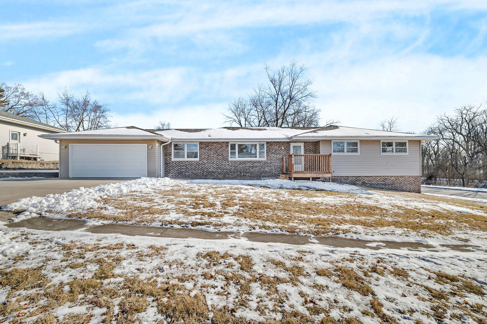 100 Glenwood Lane Property Photo