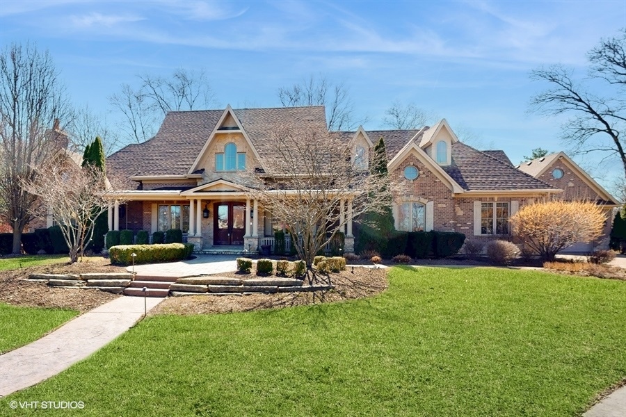 205 Burr Oak Circle Property Photo