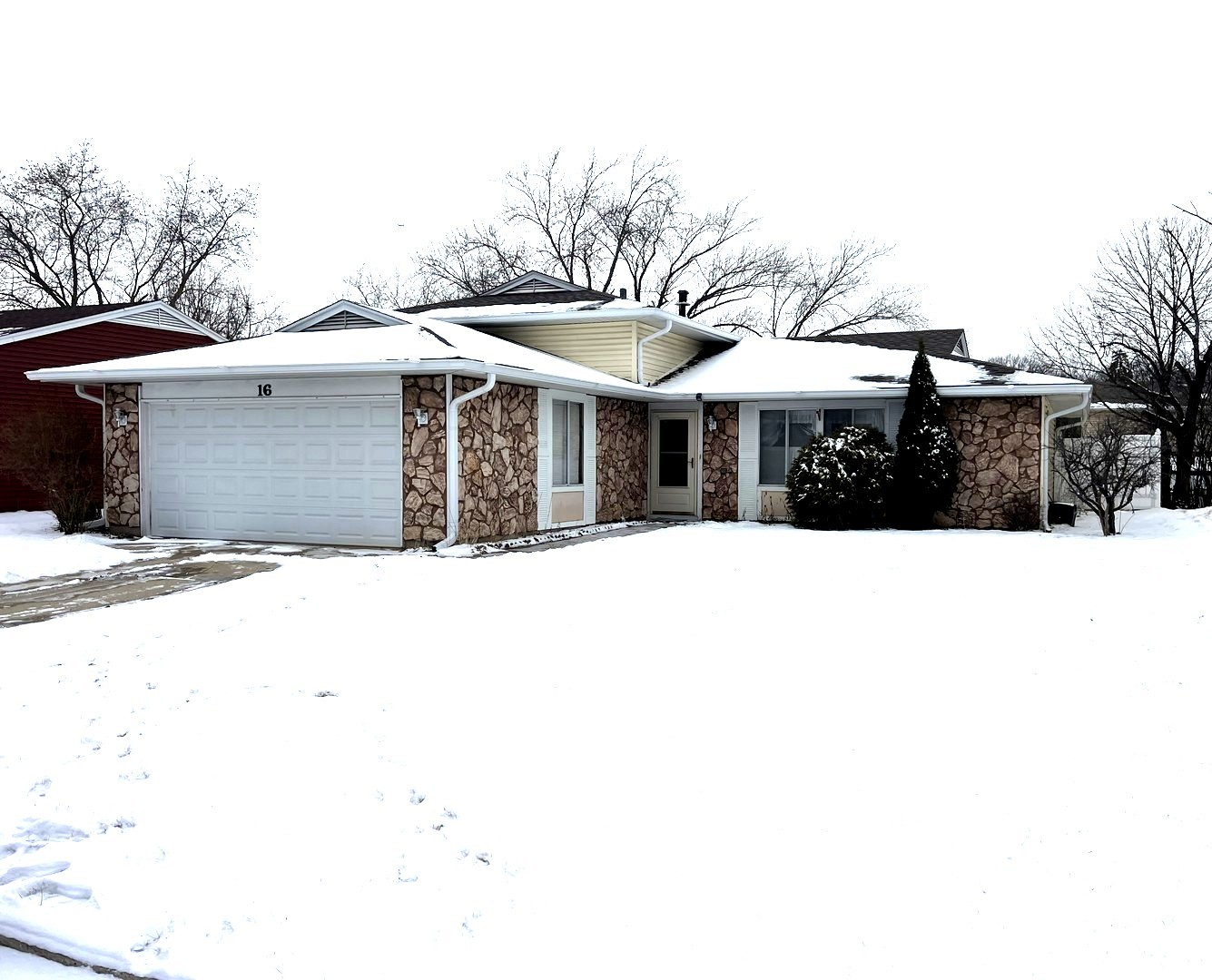 16 Highbury Drive Property Photo