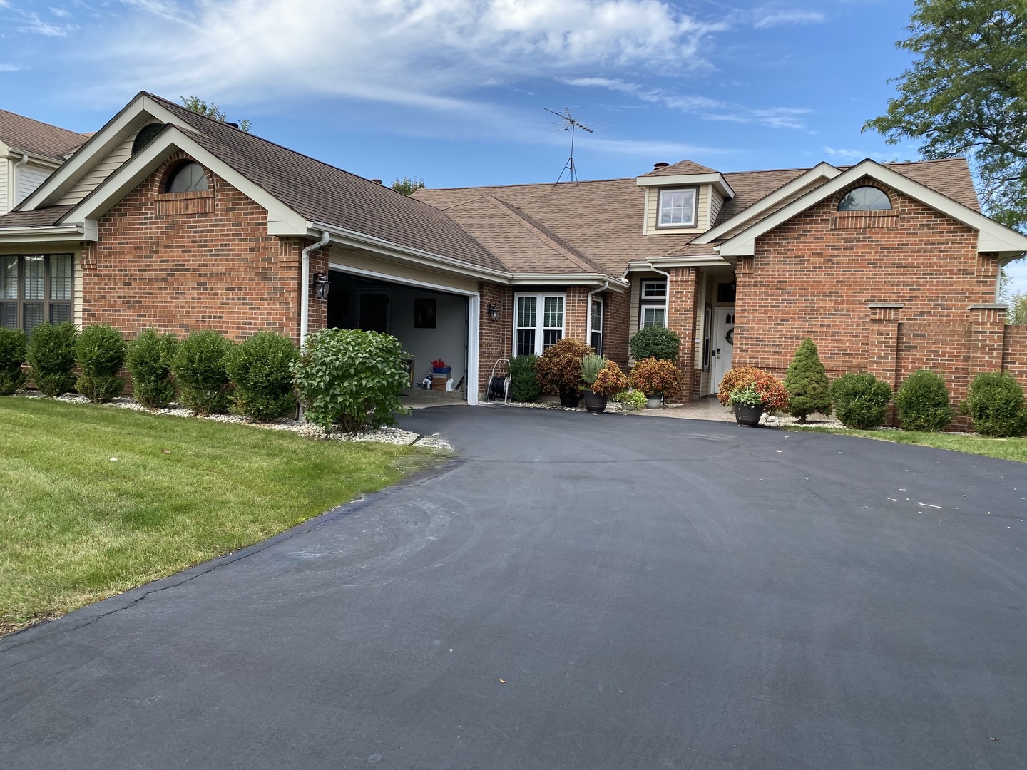 1379 Eddy Lane Property Photo
