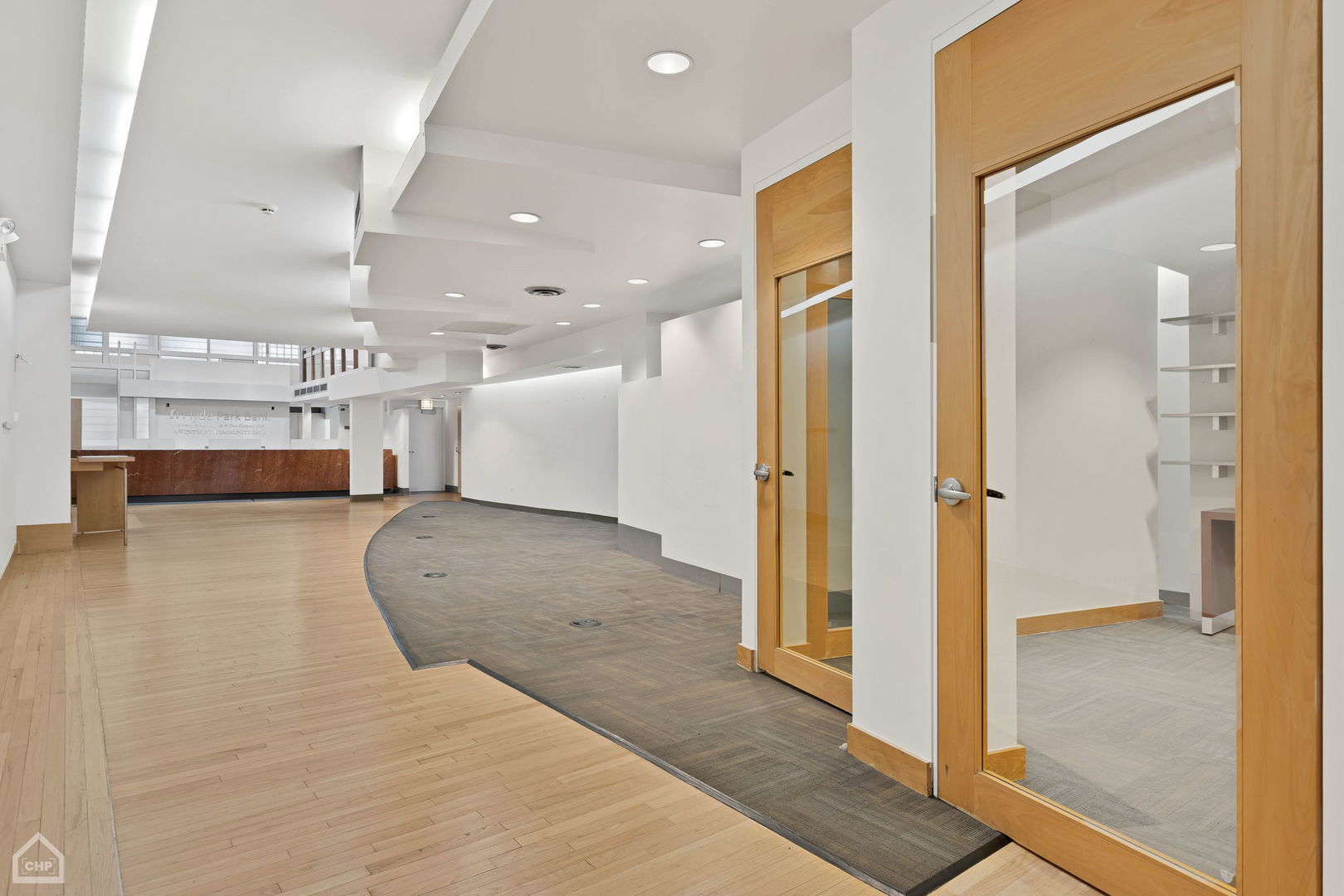 1311 E 57th Street Property Photo 4
