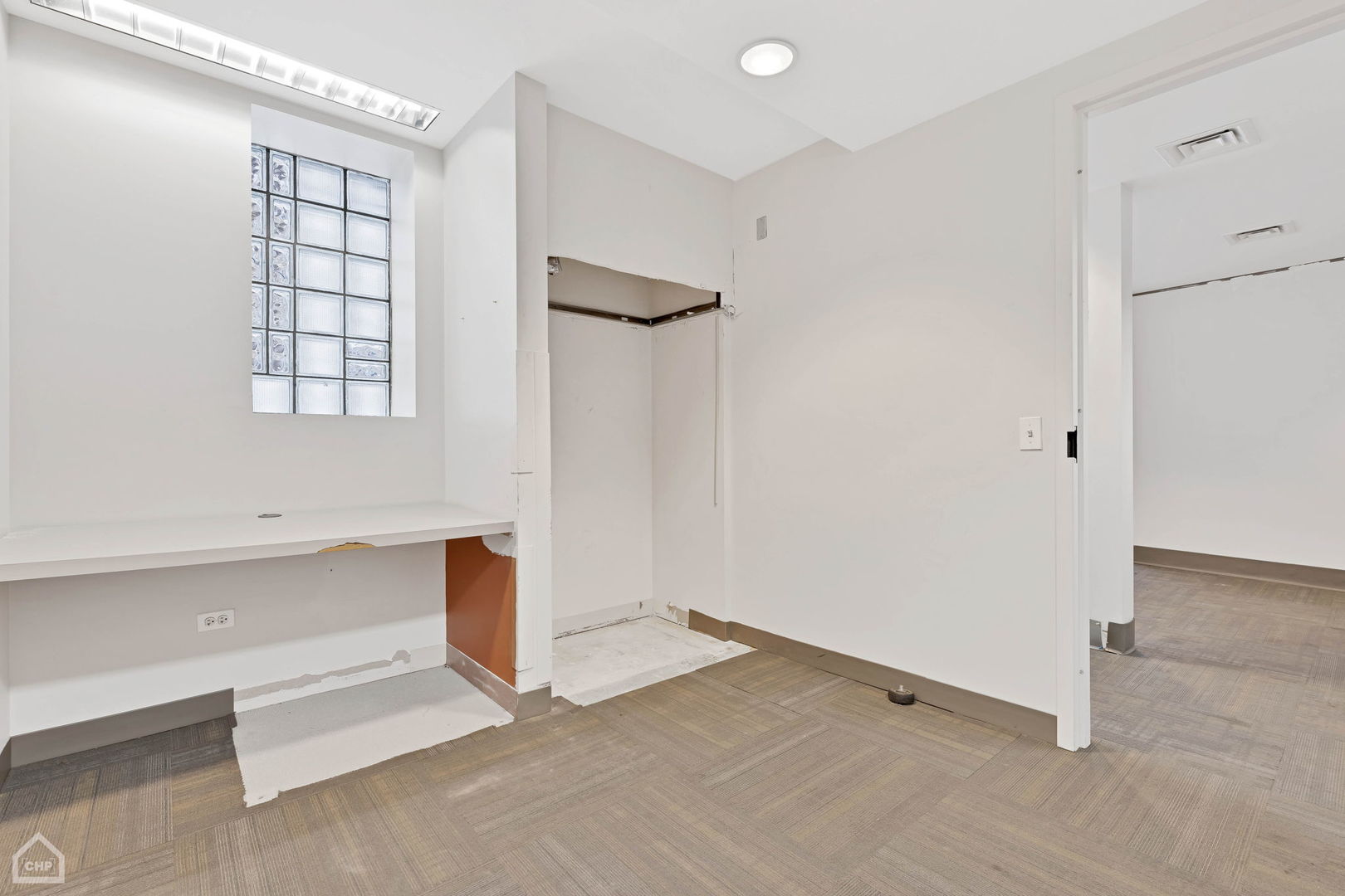 1311 E 57th Street Property Photo 40