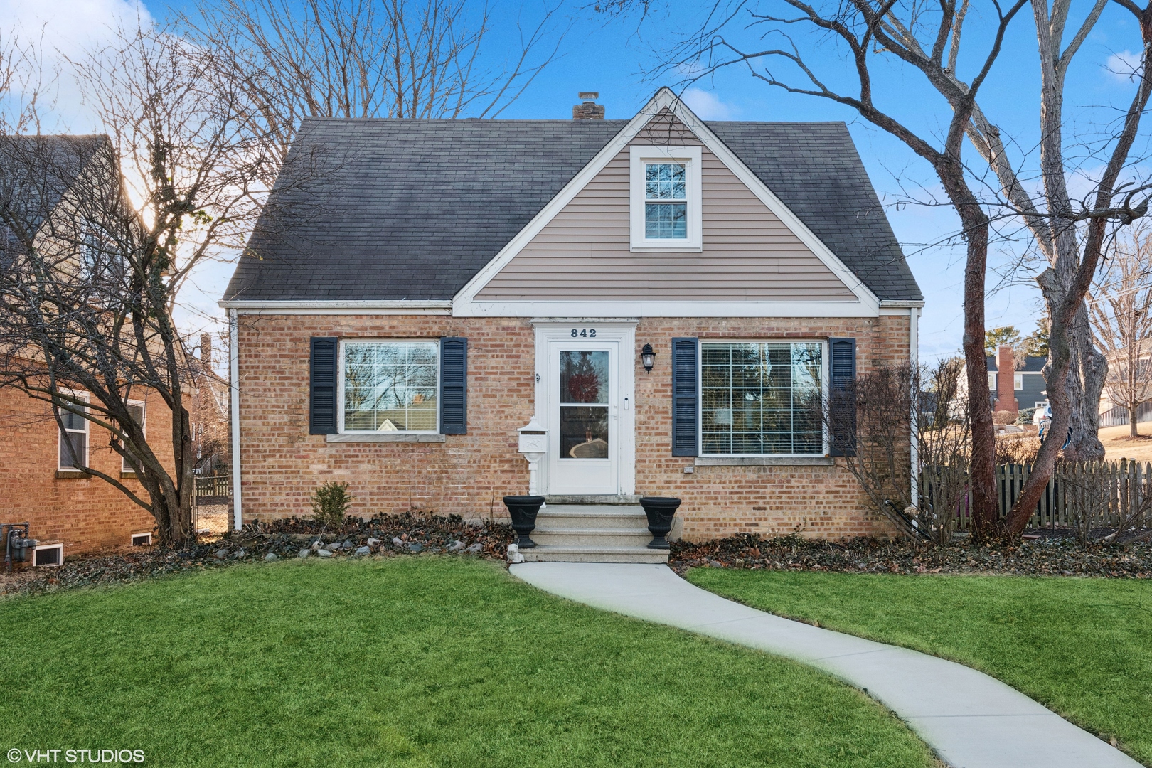 842 Pick Street Property Photo