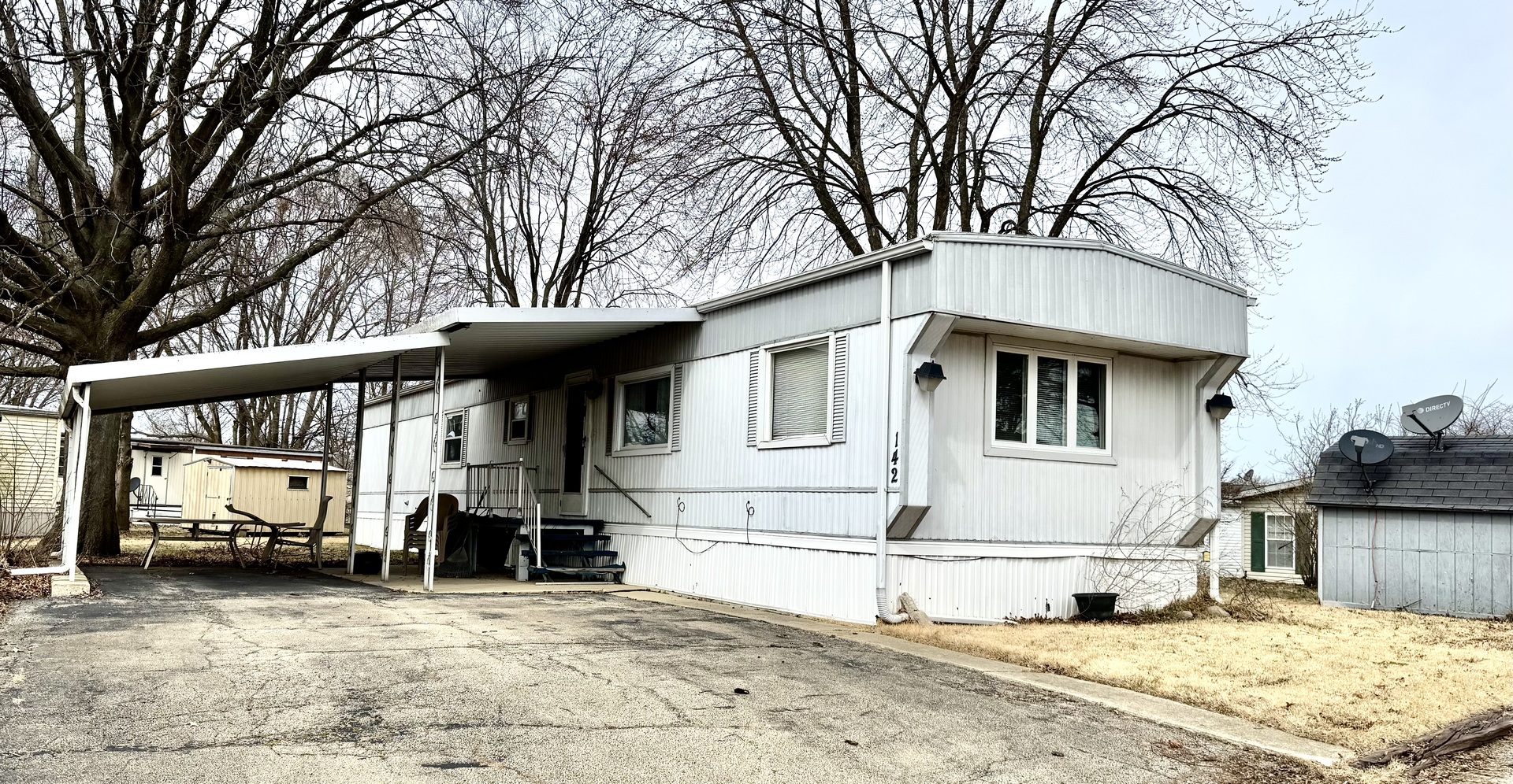 142 Maple Lane Property Photo