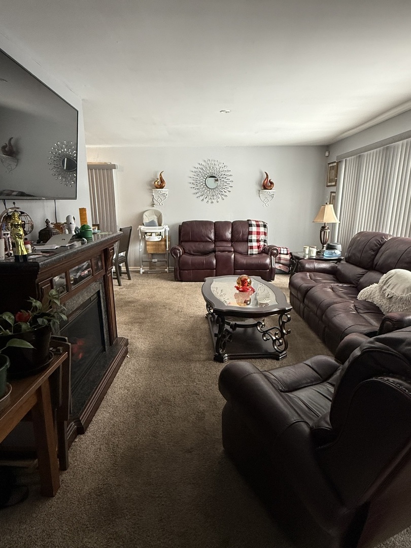 14309 Cottage Grove Avenue Property Photo 6