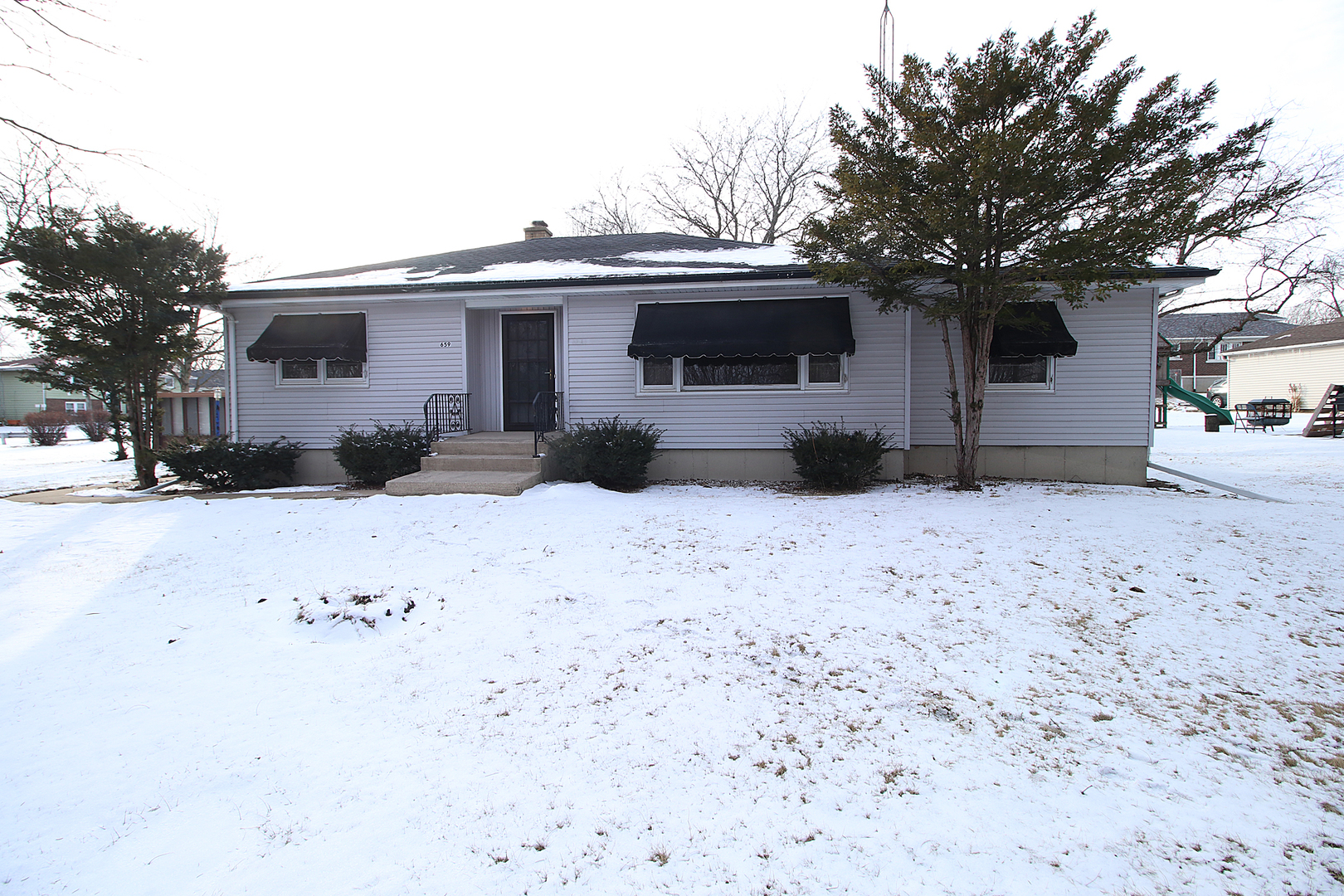 659 S Raynor Avenue Property Photo 1