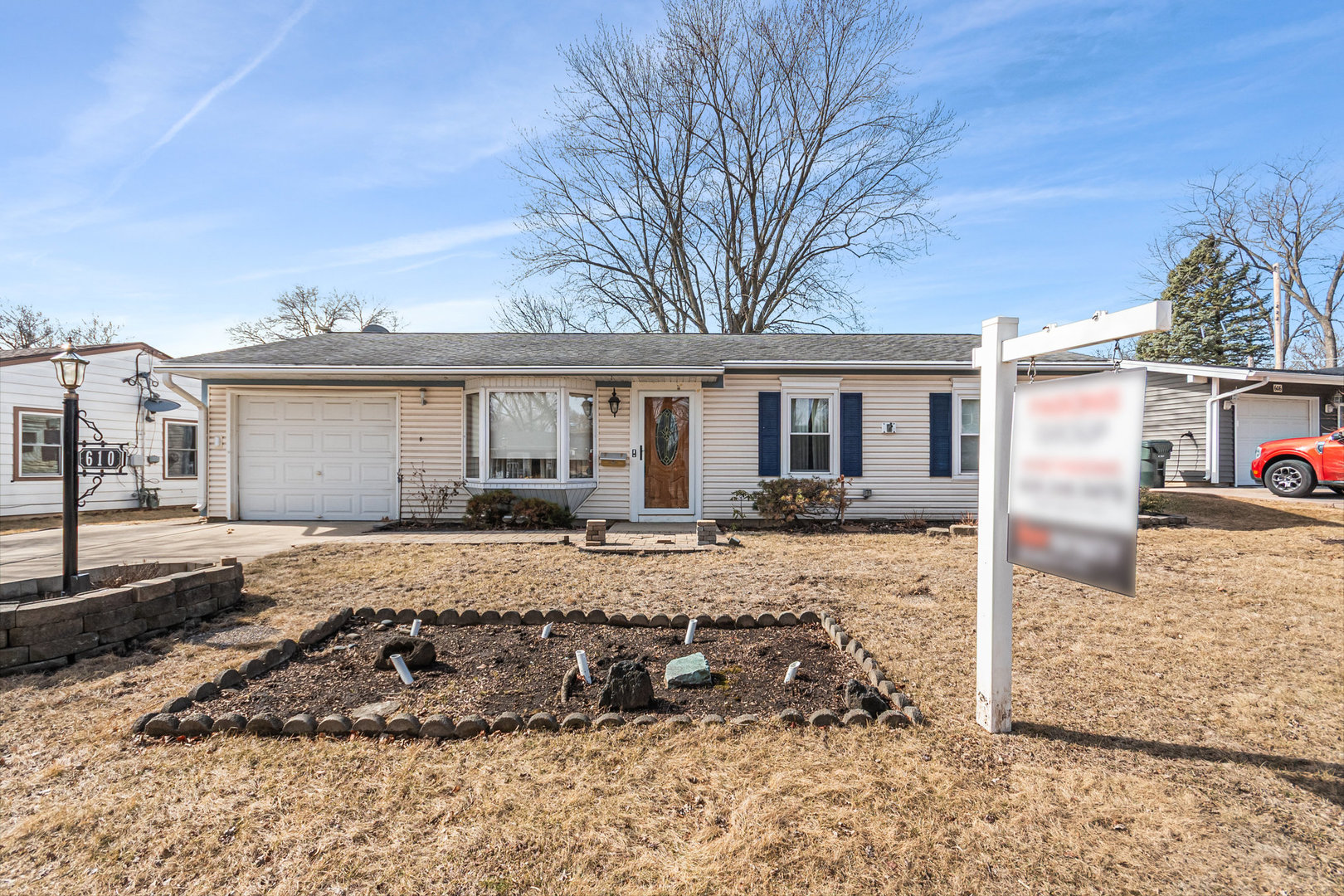 610 Lincolnwood Drive Property Photo