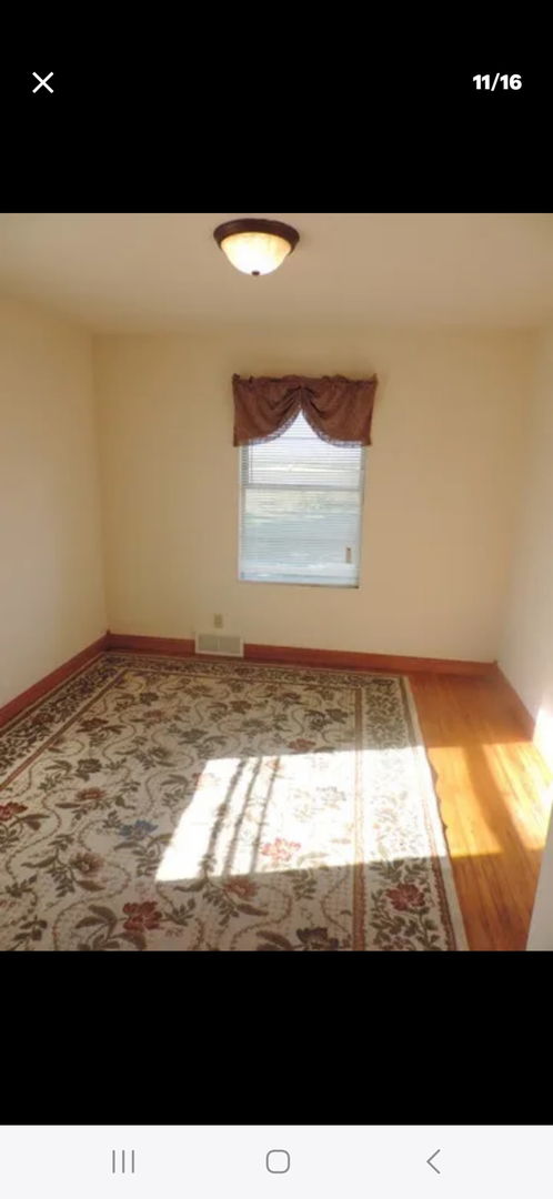 2049 N 18th Road Property Photo 4