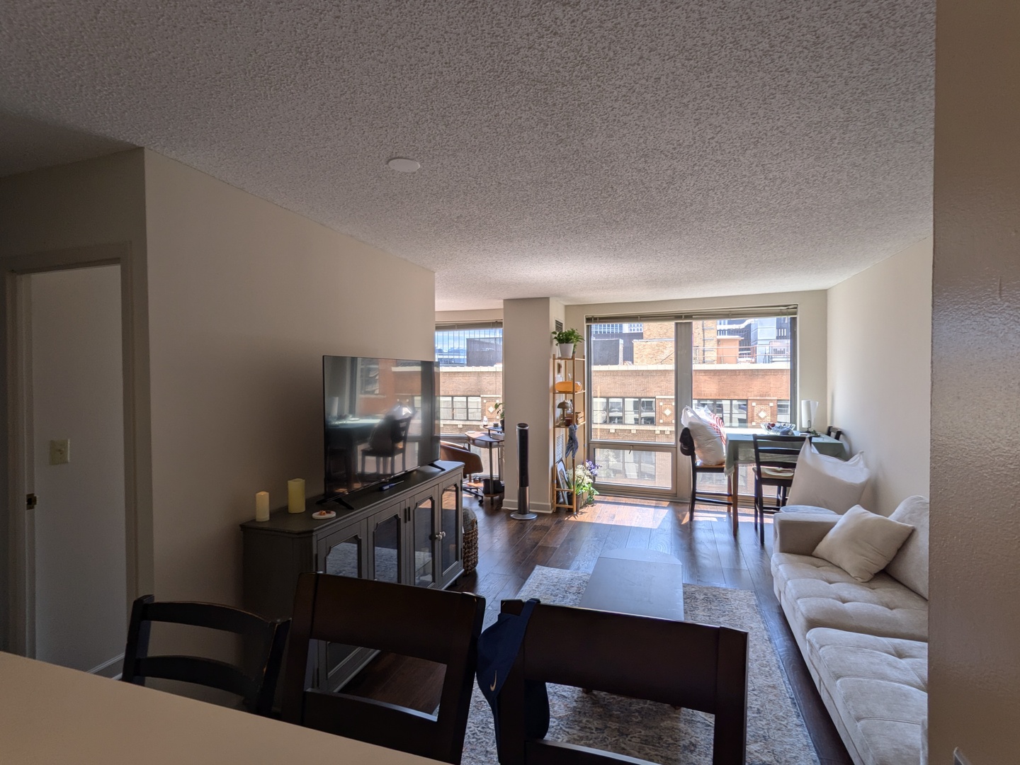 440 N Wabash Avenue 1007 Property Photo 3