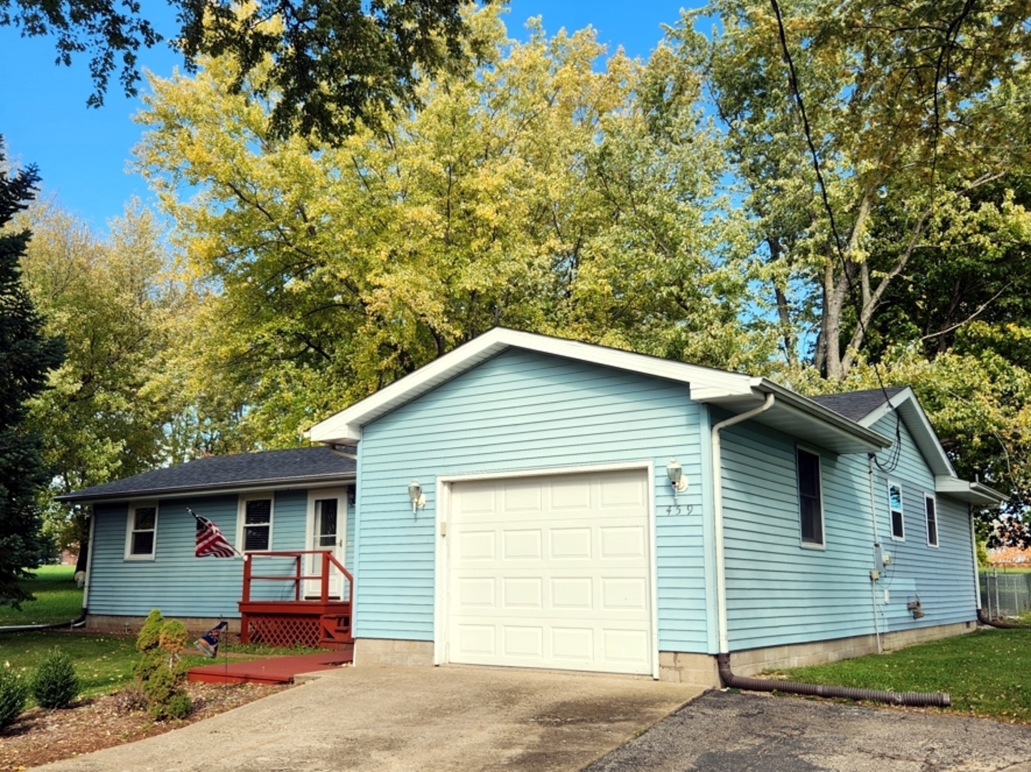 459 Sunnyslope Drive Property Photo