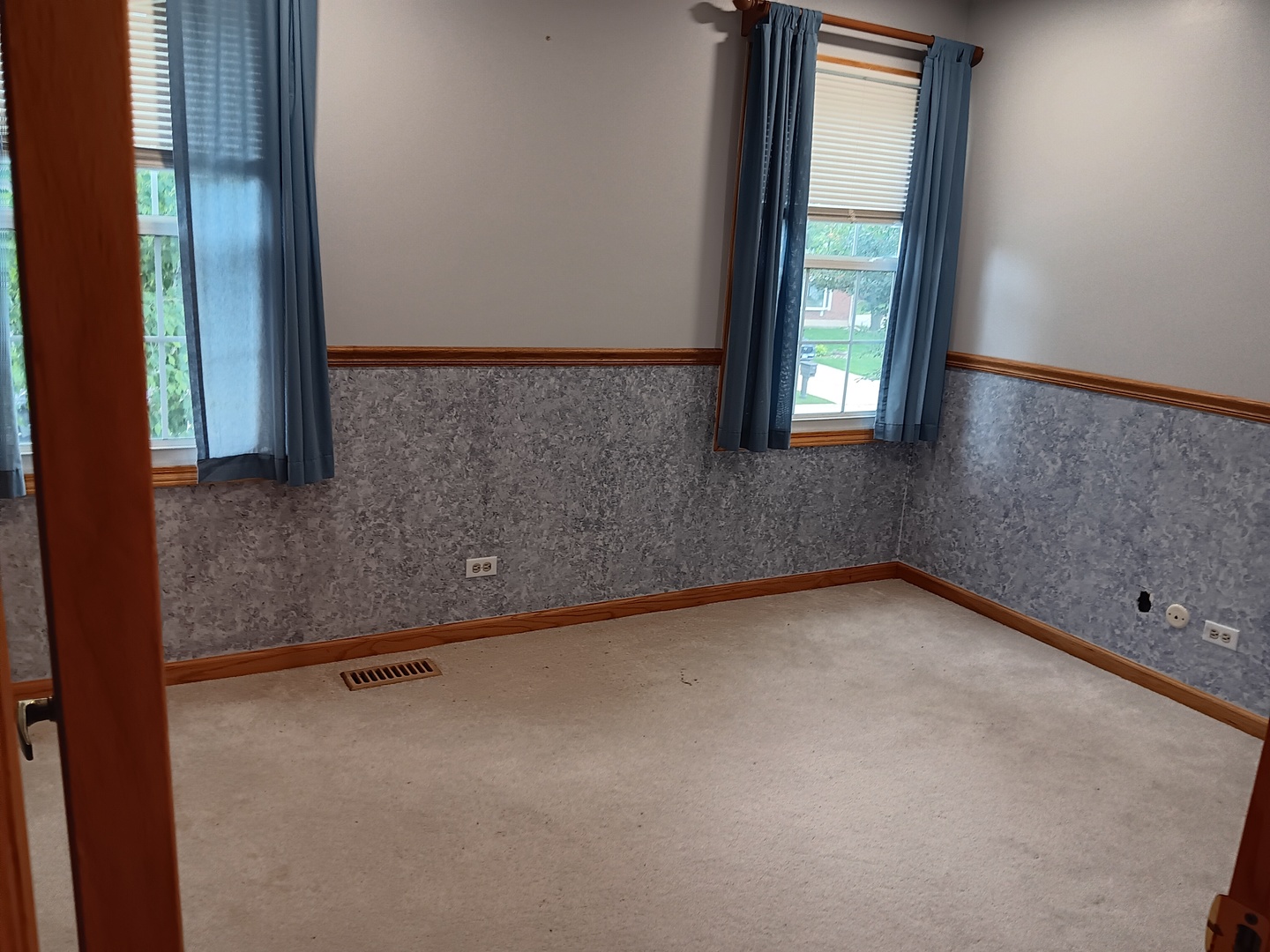 1024 Confederation Drive Property Photo 23