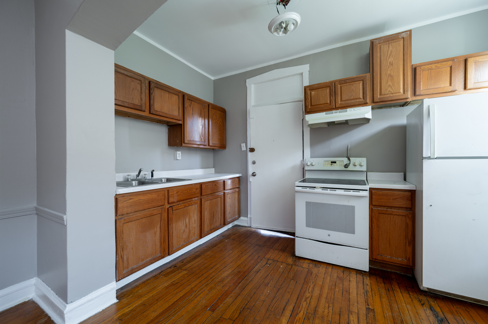 1426 S 5th Avenue Property Photo 8