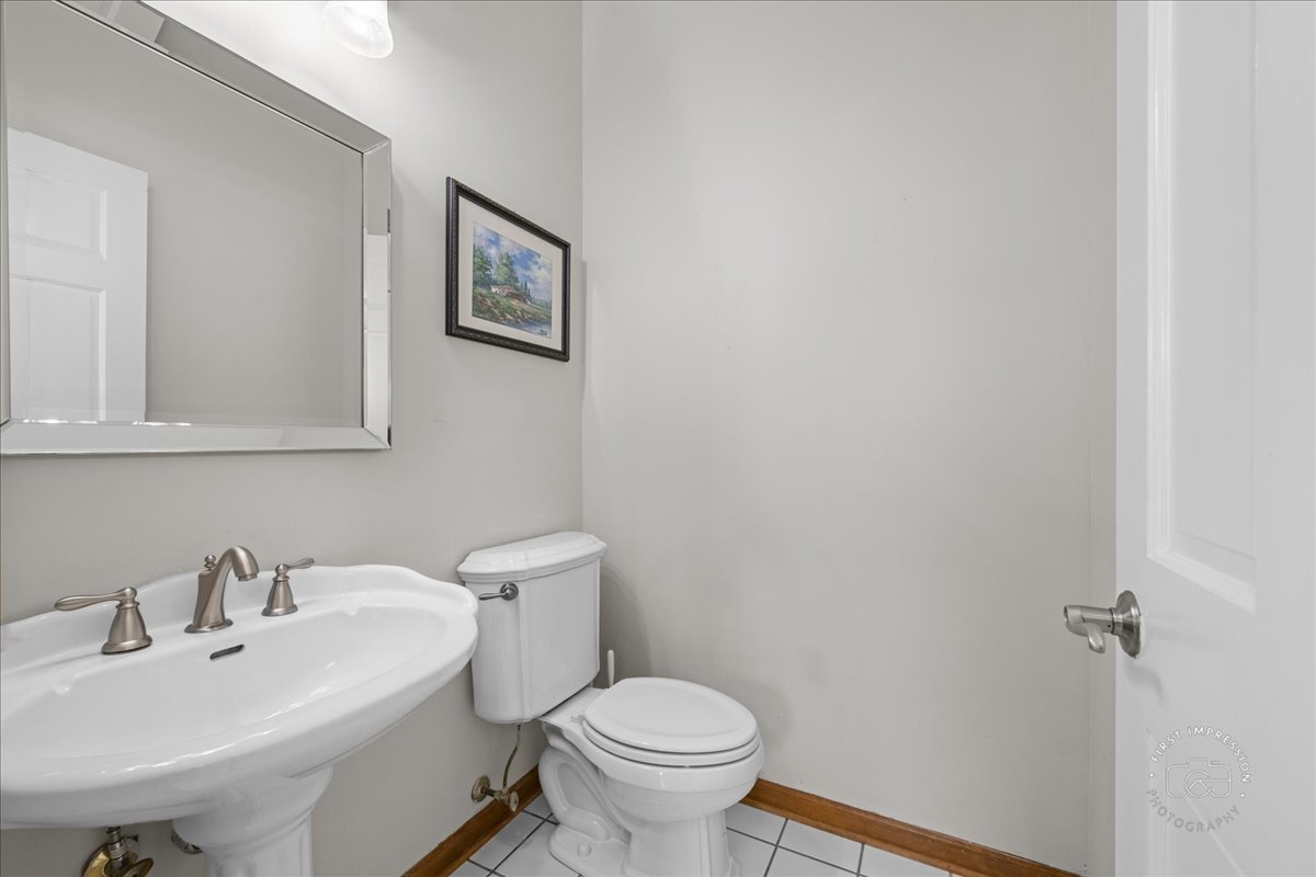1651 Eagle Brook Drive Property Photo 17