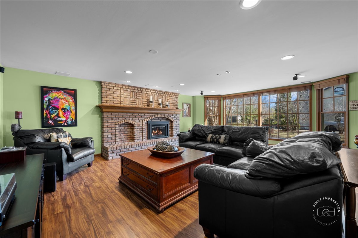 1651 Eagle Brook Drive Property Photo 27
