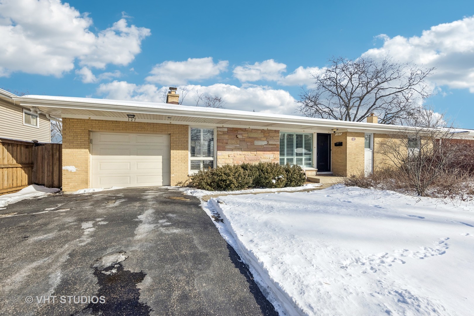 127 S Cedar Street Property Photo