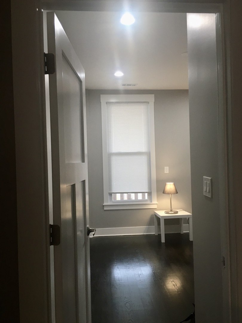 920 S Leavitt Street Property Photo 18