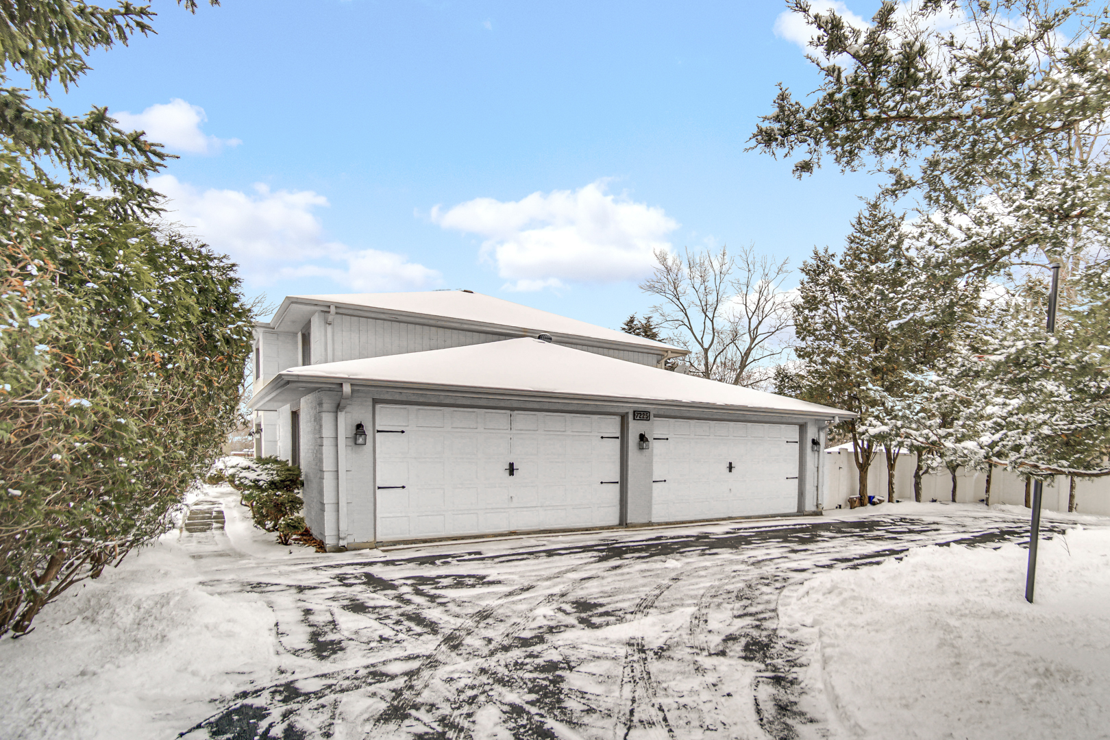 7225 Clarendon Hills Road Property Photo 2