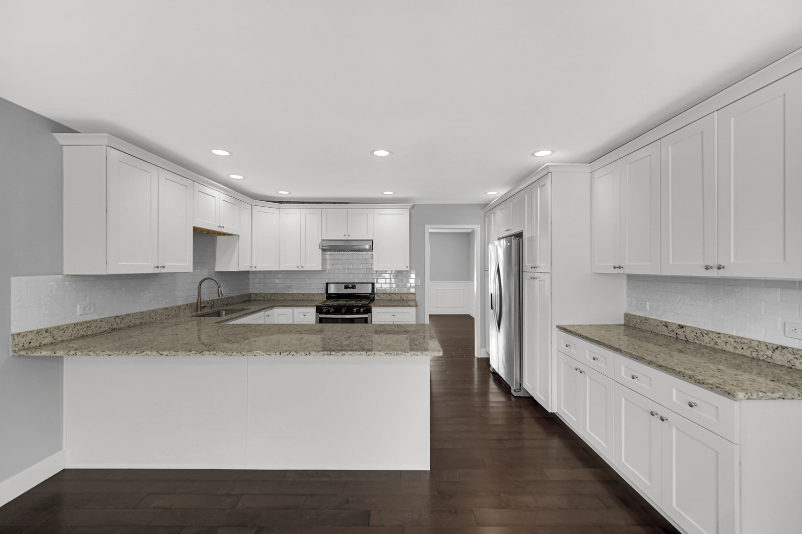 7225 Clarendon Hills Road Property Photo 8
